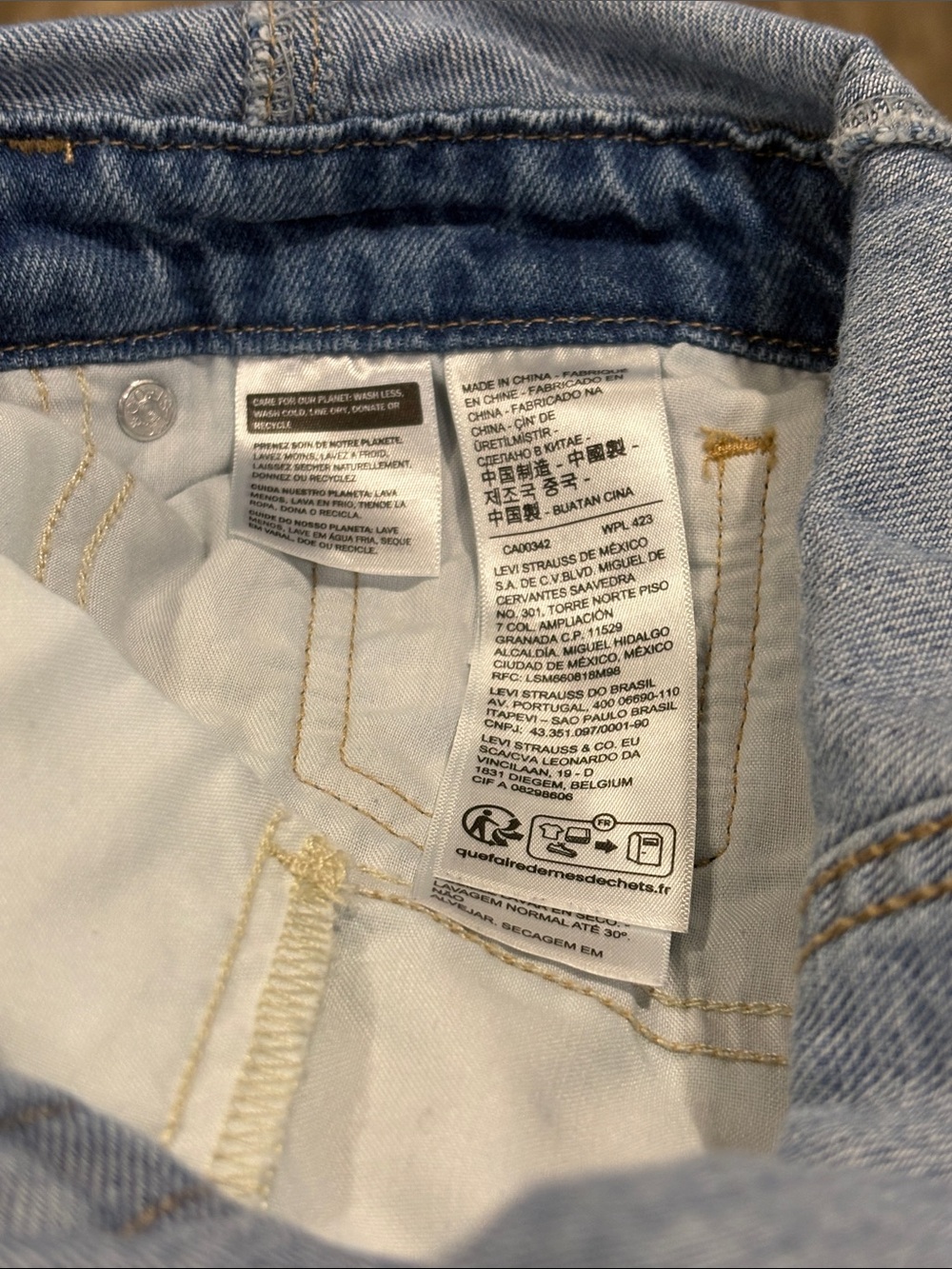 Levi's Light Blue Wide-Leg Denim Jumpsuit - Picture 10 of 12